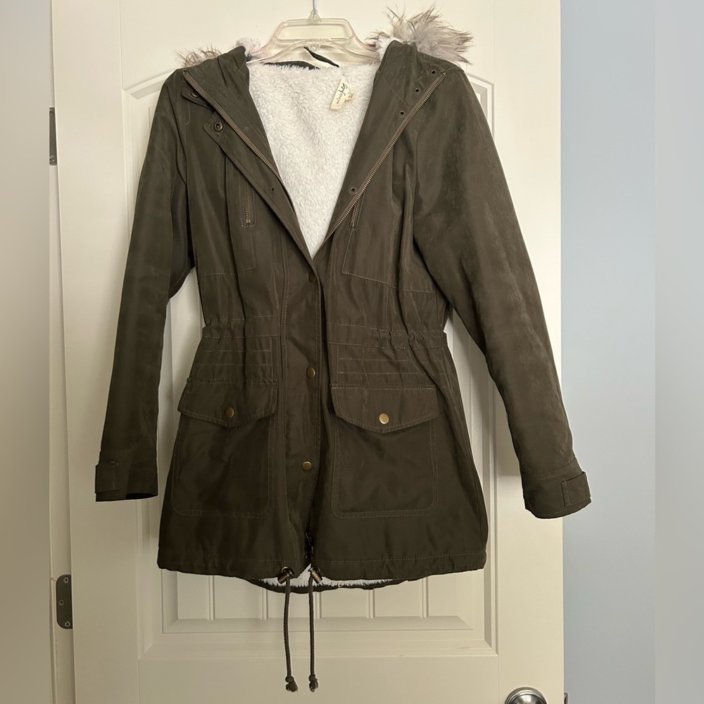 Maison Jules Olive Green Utility Jacket with Faux Fur Trim size S